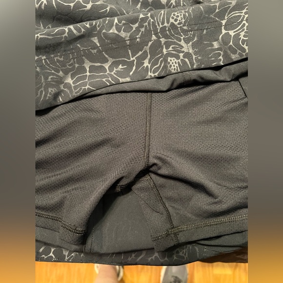Orvis XXL patterned skort with mesh shorts and pockets - Picture 3 of 10